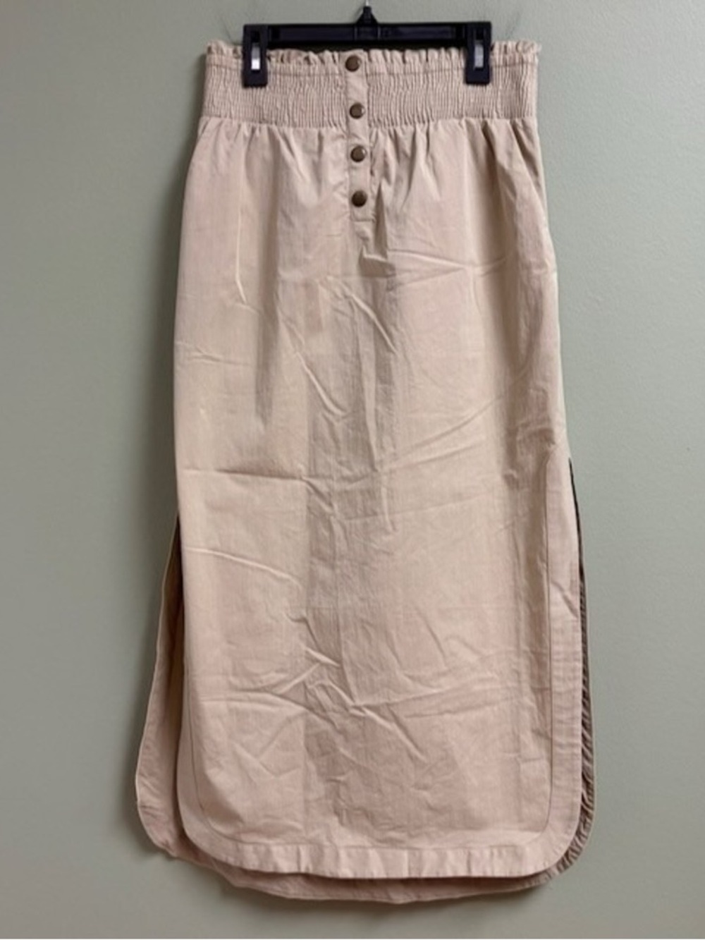 Women’s Cream Button-Front Smocked Waist Midi Skirt